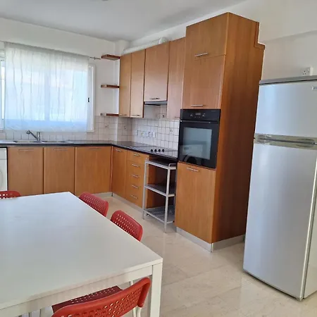 Διαμέρισμα Sunshine, Strovolos - *