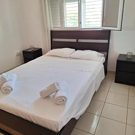 Sunshine, Strovolos - *