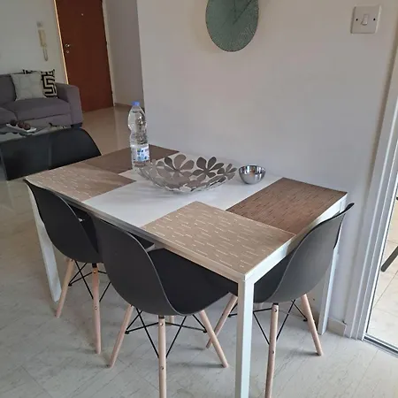 Sunshine, Strovolos - *