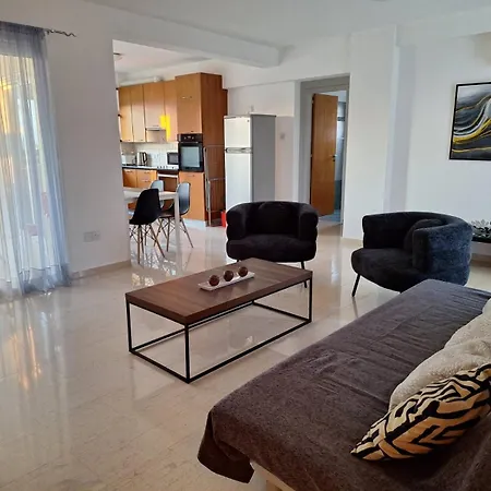 Appartamento Sunshine, Strovolos - *