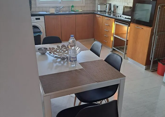 Sunshine, Strovolos -