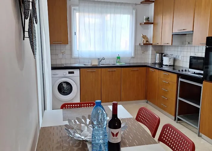 Sunshine, Strovolos - * Nikósie